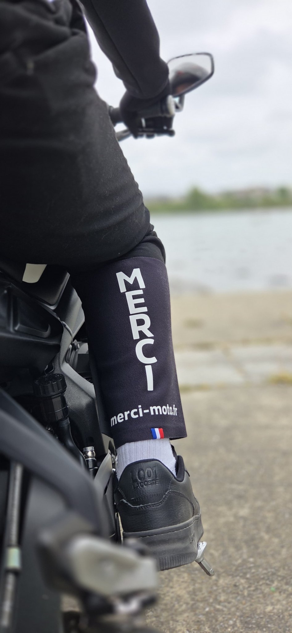 Jambière blanche réfléchissant Merci-moto